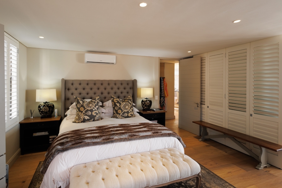 4 Bedroom Property for Sale in Hobie Beach Western Cape